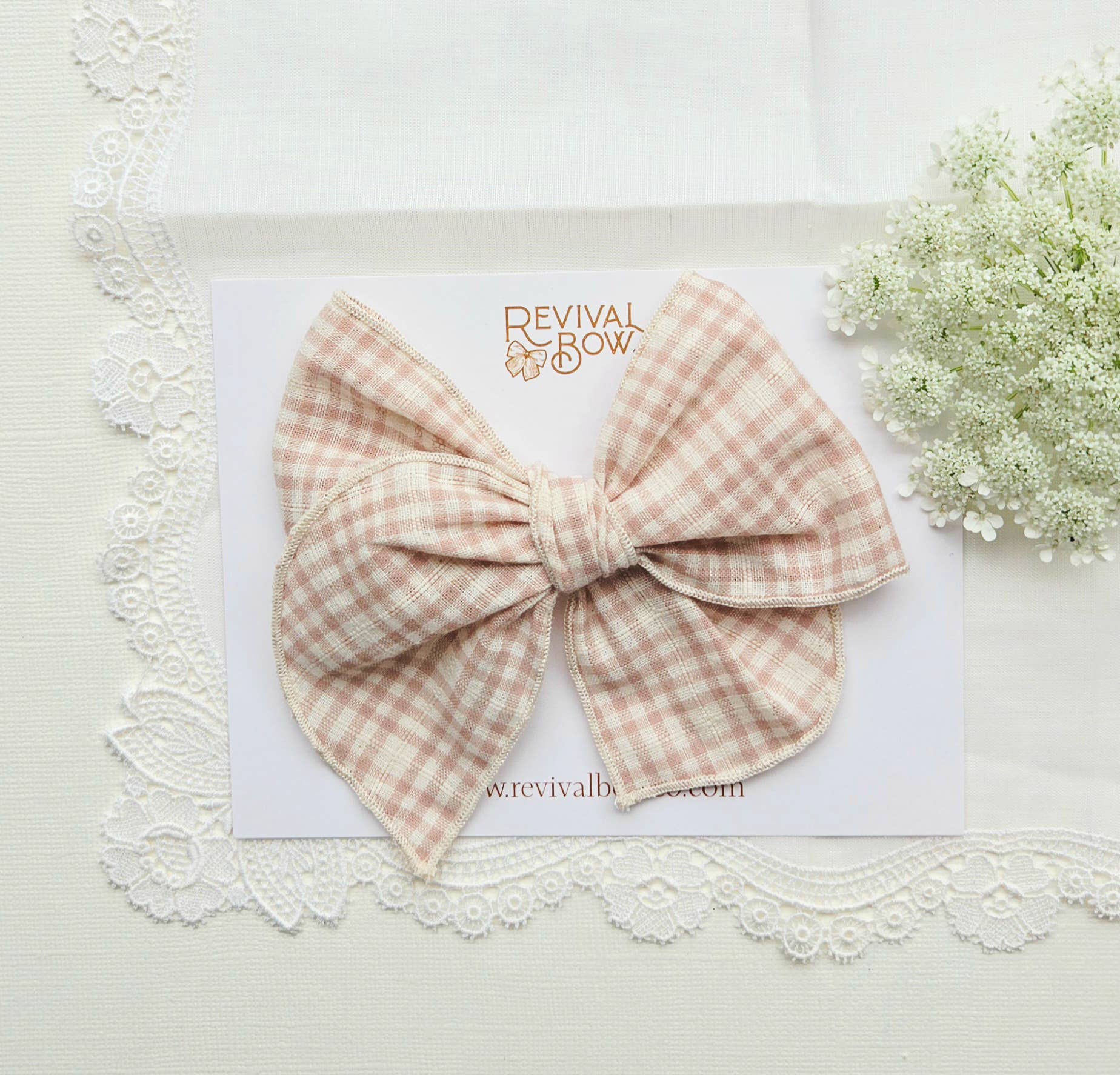 Fable Bow on Clip • Neutral Plaid
